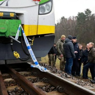 Explosão destrói linha ferroviária na Polónia e leva investigação de sabotagem
