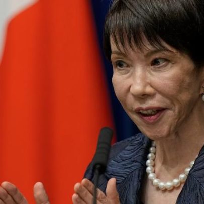 Horas extra geram polémica sobre sono da primeira-ministra japonesa