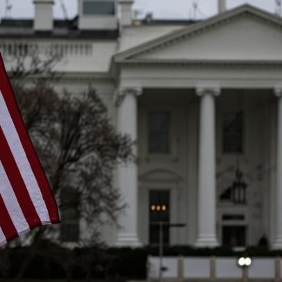 Juízes dos EUA bloqueiam mapa eleitoral do Texas que beneficiava os Republicanos
