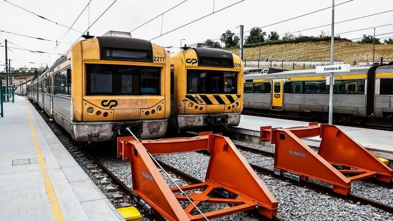 Depressão Cláudia suspende circulação de comboios no Norte e Oeste