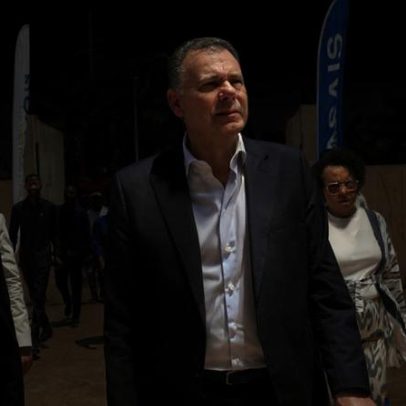 PM diz que PS tem saudades de Pinto Luz, que vai ao parlamento com gosto