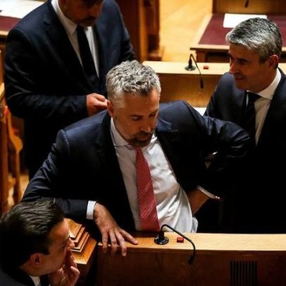 Aniversário da geringonça: Santos elogia acordo e admite falhas em migrações