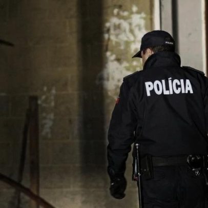 Cadáver encontrado junto à fábrica do grupo Renault em Cacia