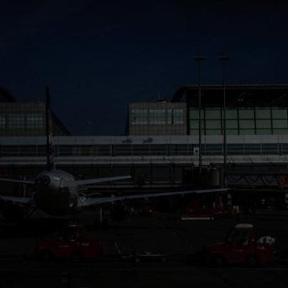 Ativistas climáticos que paralisaram o aeroporto de Hamburgo são multados