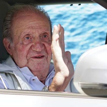 Juan Carlos: de defensor da democracia a simpatia por Franco