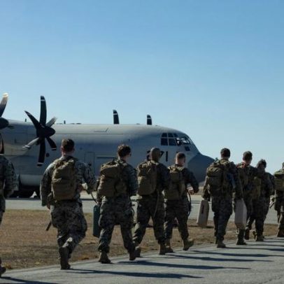 Centenas de militares dos EUA retirados de Chicago e Portland