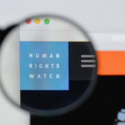 Rússia classifica a Human Rights Watch como organização indesejável