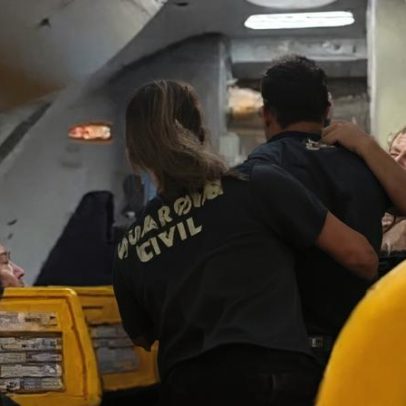 Lutadora de MMA agride agentes da Guardia Civil num avião; vídeo