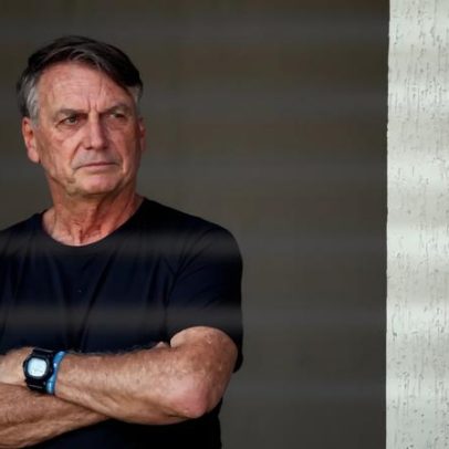 Bolsonaro detido por danificar pulseira eletrónica