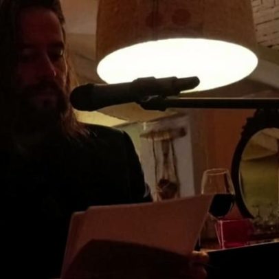 Poesia a Três estreia em Santo Tirso com sessões abertas e solidárias