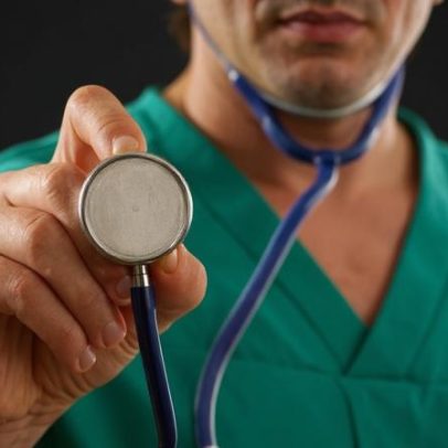 Apenas um terço das entidades do SNS tem estratégia para IA