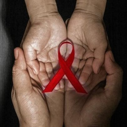 Cinco casos de VIH em menores de 15 em Portugal, três por transmissão mãe-filho