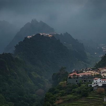 Madeira com nuvens e chuviscos nas previsões