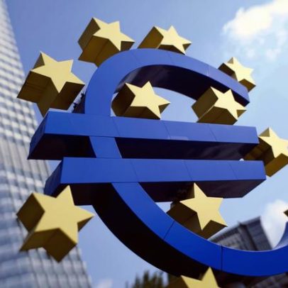 Bruxelas aumenta previsões económicas para 2025