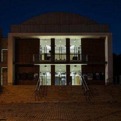 Comédia Filhas da Mãe sobe ao palco do Cineteatro Anadia
