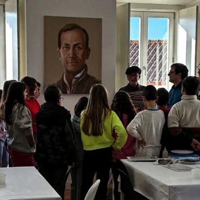 Estudantes celebram 700 anos do nascimento de Inês de Castro na BMAD