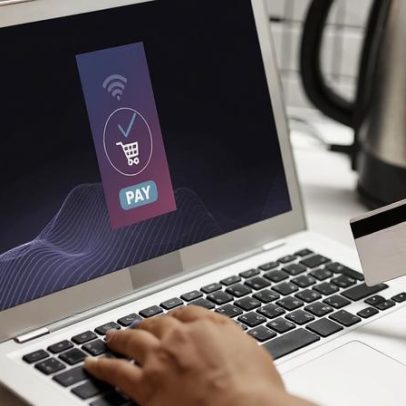 Portugueses limitam compras online por impulso