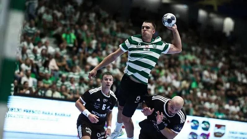 O jogador de andebol do Sporting, Kiko Costa 2025-26 - Foto: Sporting CP
