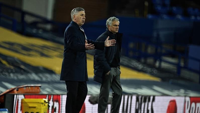 Carlo Ancelotti, selecionador do Brasil, e José Mourinho, treinador do Benfica - Foto: IMAGO