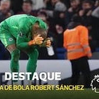 Chelsea precisava do golo quando guarda-redes escorregou fora da área