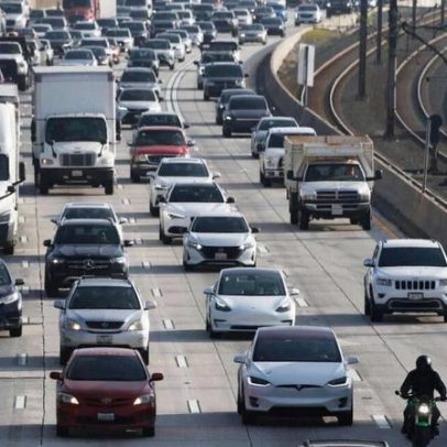Trump reverte metas de consumo de combustível em carros, ambientalistas em alerta