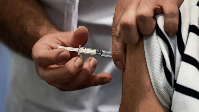 Cobertura vacinal da população com mais de 60 anos está nos 60,7% Foto: José Coelho / Lusa