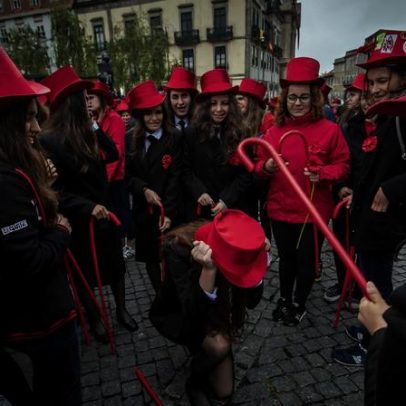 Governo propõe bolsas de 1045€ para estudantes com rendimentos baixos