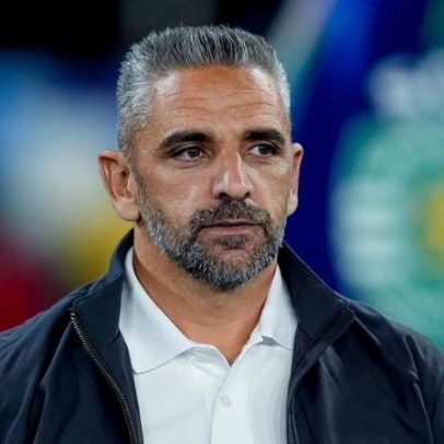 Mudanças no onze do Sporting com grande ausência