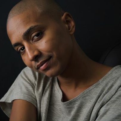 Ângela agradece apoio e esclarece que não solicita donativos