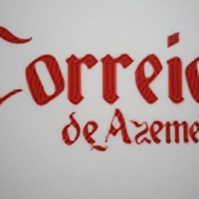 Colisão entre quatro carros deixa dois feridos