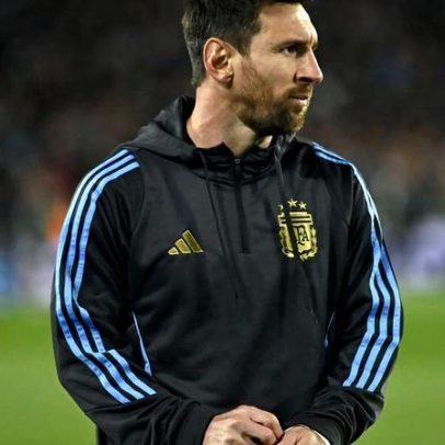 Deco comenta possível regresso de Messi ao Barcelona