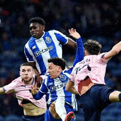 FC Porto vence com ligação Mora-Samu a voltar a dar alegrias ao Dragão