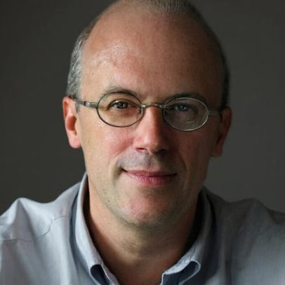 João Gil, o eterno miúdo, destaque no Jornal de Notícias