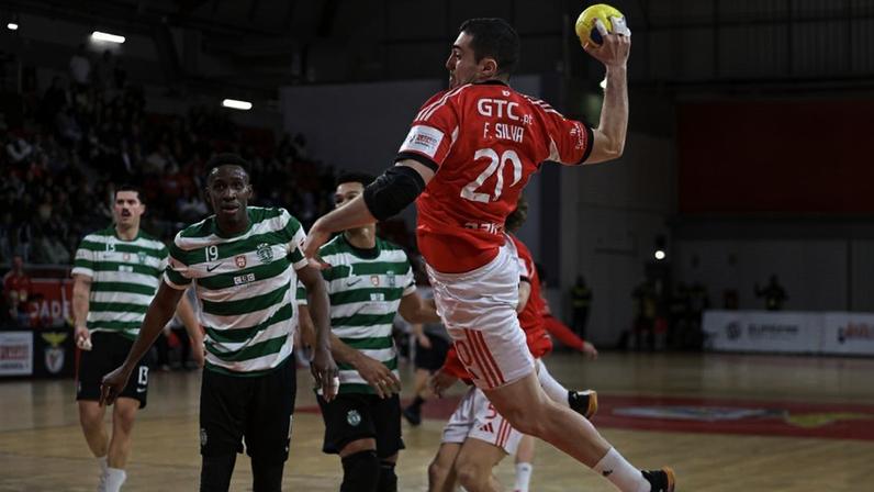 Fábio Silva marcou dois golos para as águias Fotografia SL Benfica
