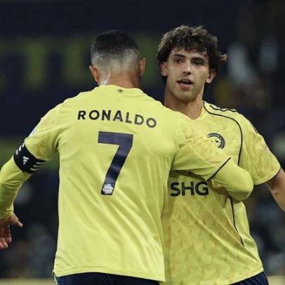Cristiano Ronaldo marca dois golos de calcanhar pelo Al Nassr em vídeo