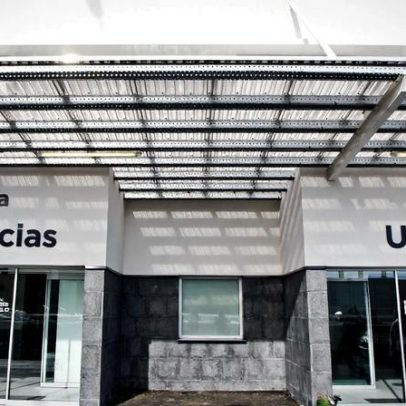 Quatro urgências fechadas no sábado e três no domingo