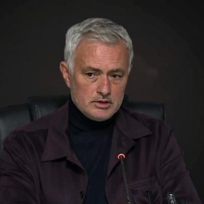 Manu joga os 90 minutos e surpreende a equipa