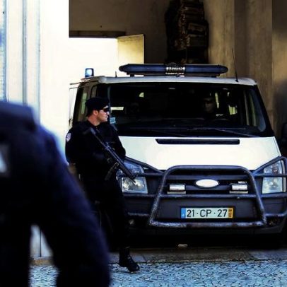 Chefe da PSP vai a julgamento por violência doméstica
