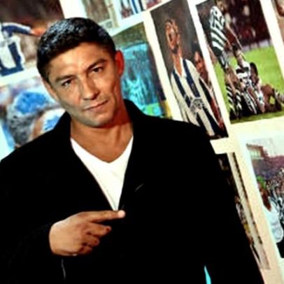 Antes de Haaland e Lewandowski, havia um ponta de lança que aterrorizava