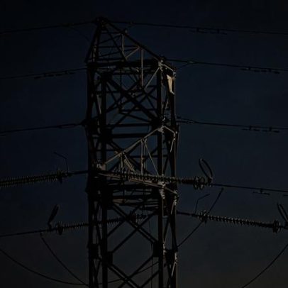 Câmara do Seixal pede reunião com E-Redes por cortes de energia em Fernão Ferro