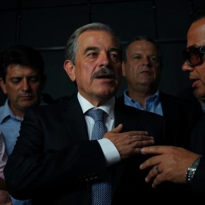 Ex-ministro tunisino condenado à revelia a 19 anos de prisão