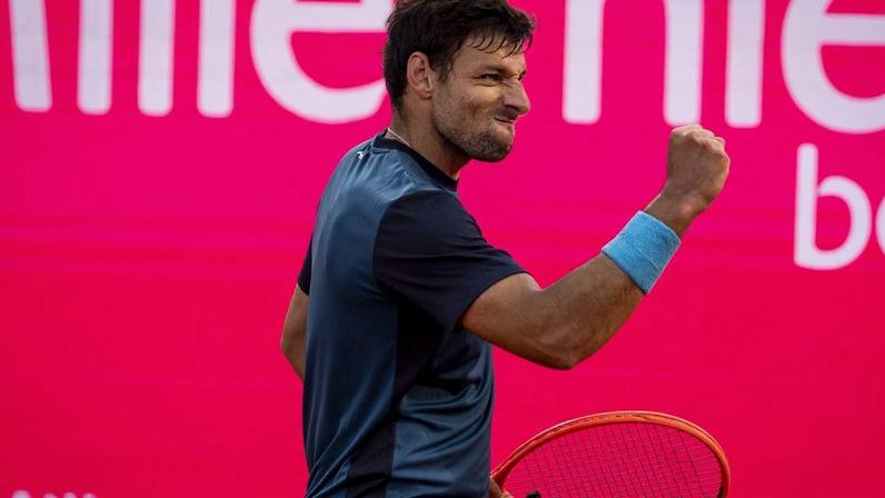 Bernabé Zapata defronta Jaime Faria no Estoril Open 2025 - Foto: IMAGO