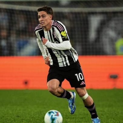 Juventus faz tudo para segurar Yildiz