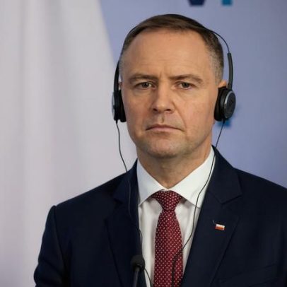 Polónia acusa guerra híbrida russa na Europa e pede maior presença dos EUA