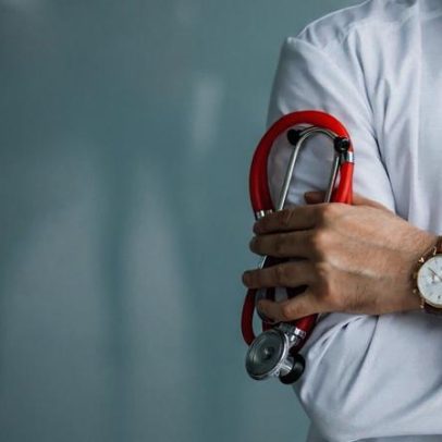 Isenção e confiança moldam o poder corporativo da Ordem dos Médicos