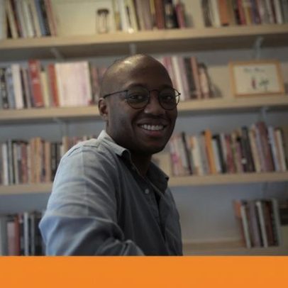 Nova biblioteca dedicada a livros sobre a vivência negra