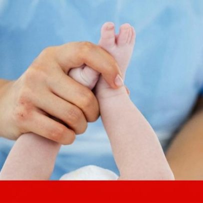 Bebé levado do hospital de Gaia foi entregue na GNR dos Carvalhos