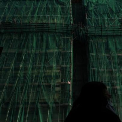 China adverte imprensa estrangeira pela cobertura de incêndio em Hong Kong
