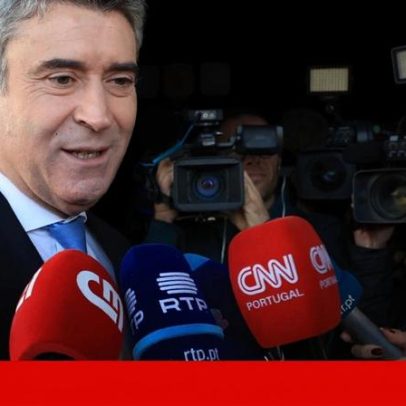 Líder do PS critica Montenegro por alegado leilão de salários