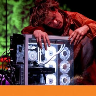 Albano Jerónimo usa IA para explorar novas existências